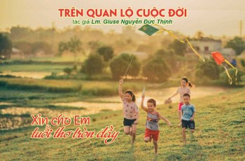 Xin cho Em tuổi thơ tròn đầy