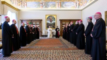 ĐTC: Thiên Chúa không chúc lành cho chiến tranh