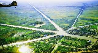Có những dòng sông mênh mông yêu nhau
