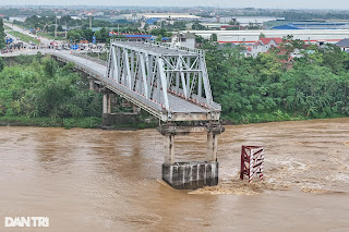 Chuyện cây cầu