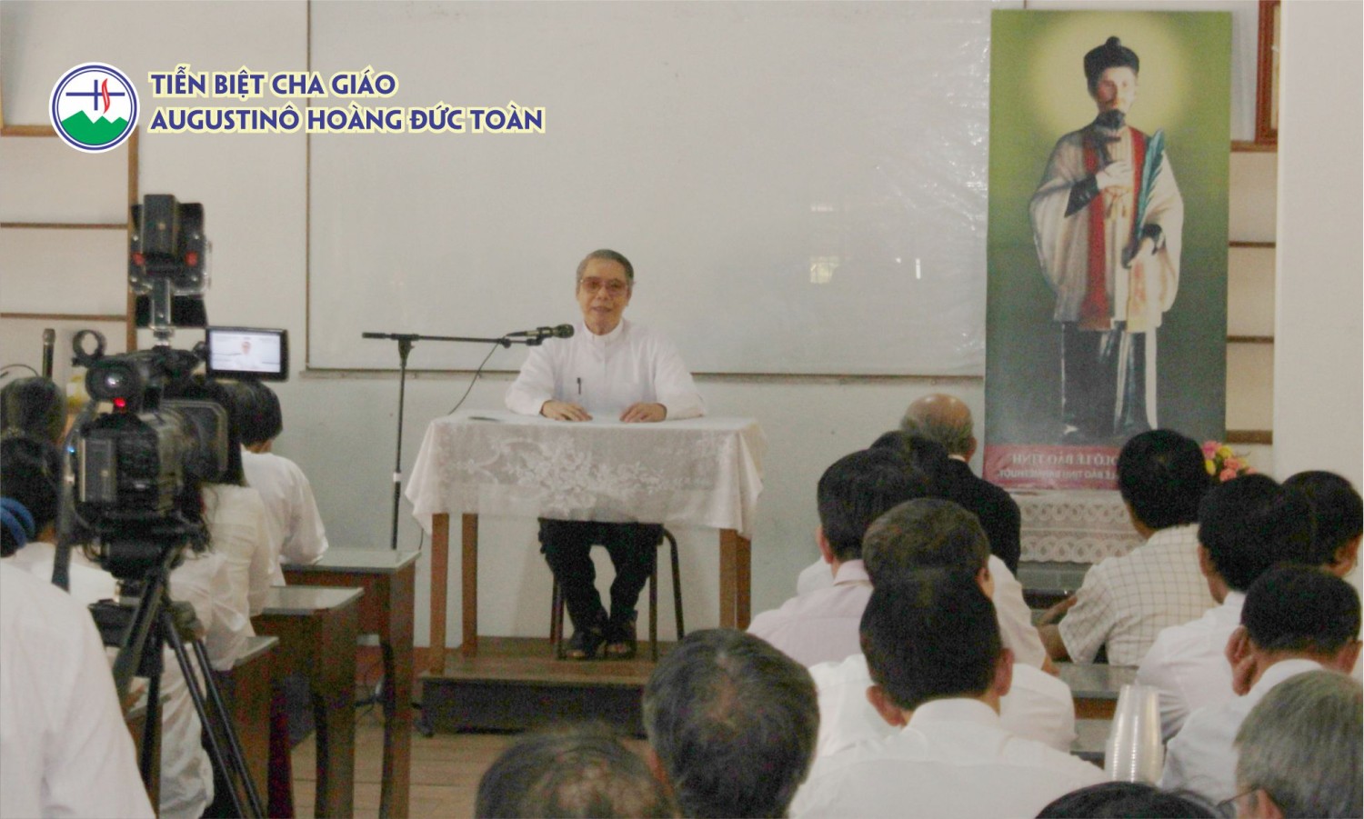 tiễn cha giáo 5
