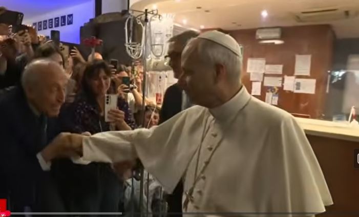 ĐTC Lêô XIV xuất viện, trở về Vatican